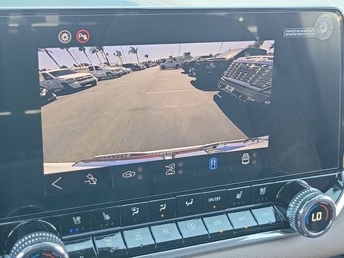 New 2026 GMC Canyon Denali AWD/4WD image 16