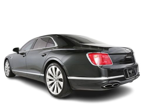 Used 2022 Bentley Flying Spur V8 image 3
