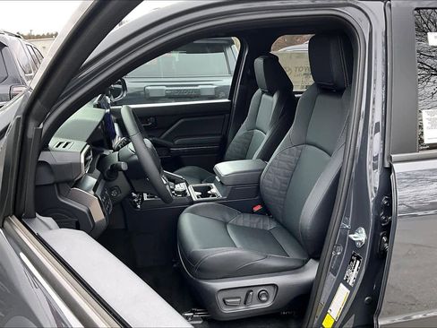 New 2026 Toyota 4Runner TRD Off-Road Premium image 9