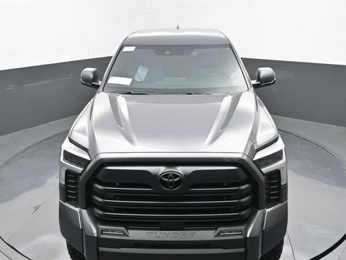 Used 2025 Toyota Tundra SR5 w/ SR5 Convenience Package AWD/4WD image 28