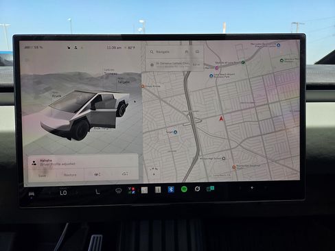 Used 2024 Tesla Cybertruck Cyberbeast AWD/4WD image 8
