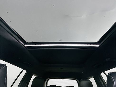 New 2025 Jeep Grand Cherokee L Overland image 14