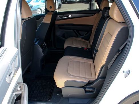 New 2026 Volkswagen Atlas Cross Sport SEL image 25