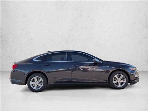 Used 2023 Chevrolet Malibu LT FWD image 4