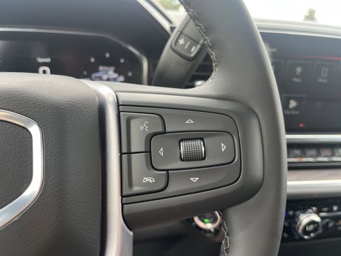 New 2026 GMC Sierra 2500 SLT AWD/4WD image 27