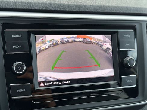 Certified 2023 Volkswagen Atlas SE image 24