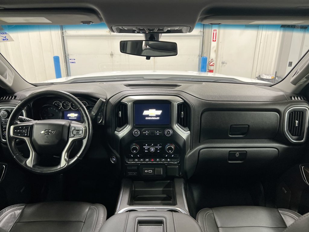 Used 2019 Chevrolet Silverado 1500 RST AWD/4WD image 10