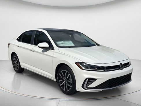 New 2026 Volkswagen Jetta SE image 7
