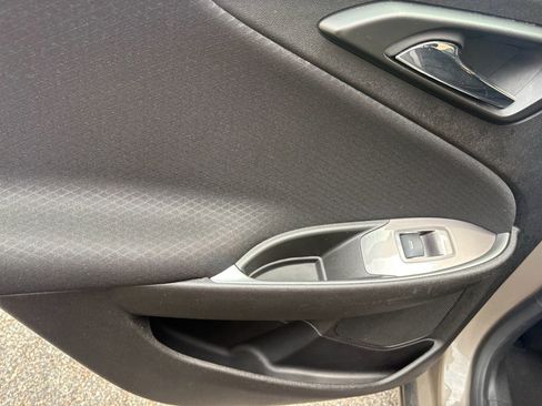 Used 2023 Chevrolet Malibu LT FWD image 19