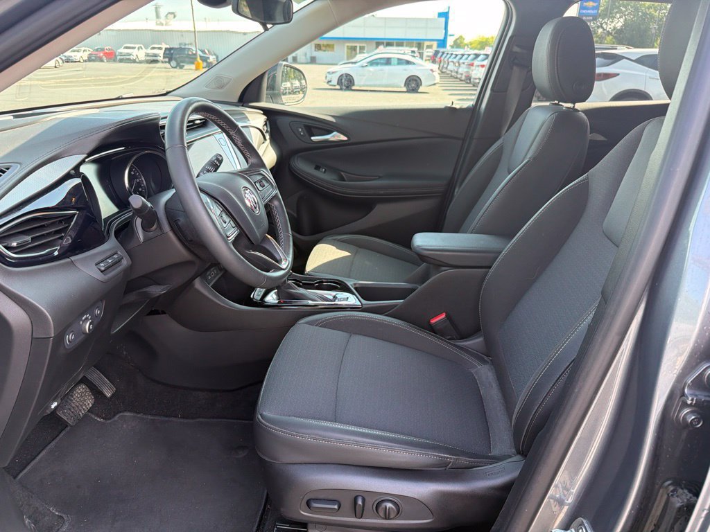 Certified 2021 Buick Encore GX Select w/ Advanced Technology Package AWD/4WD image 21