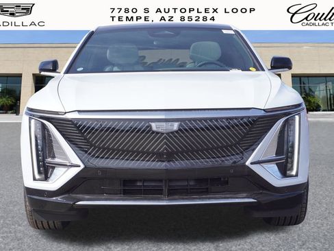 New 2026 Cadillac Lyriq Luxury image 5