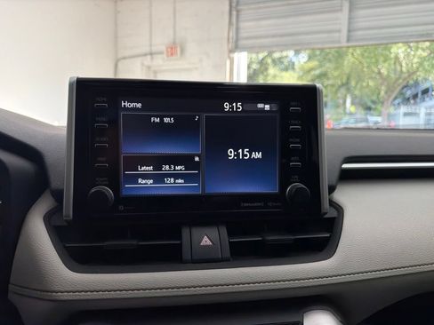 Used 2020 Toyota RAV4 XLE w/ Convenience Package FWD image 32