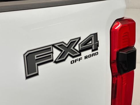 New 2026 Ford F350 XLT w/ XLT Premium Package AWD/4WD image 16