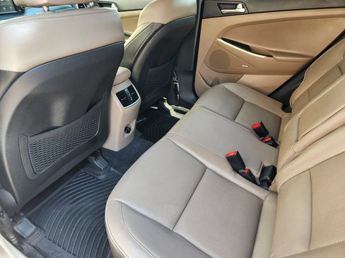 Used 2021 Hyundai Tucson Limited FWD image 29