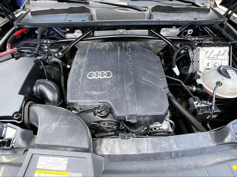 Used 2021 Audi Q5 2.0T Premium AWD/4WD image 30