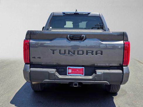 Used 2024 Toyota Tundra Limited AWD/4WD image 4