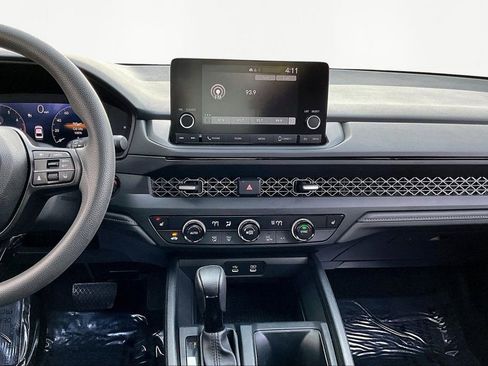 Used 2024 Honda Accord EX image 10