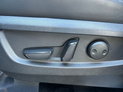 Used 2024 INFINITI QX50 Pure image 16