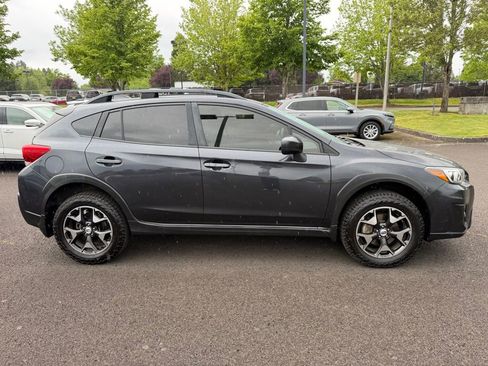 Used 2018 Subaru Crosstrek 2.0i Premium w/ Popular Package #3 AWD/4WD image 9