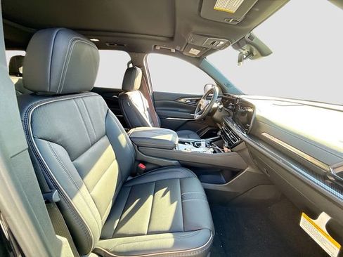 New 2026 Chevrolet Traverse High Country image 32