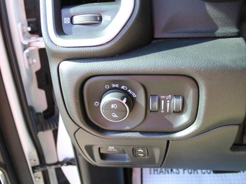 Used 2023 RAM 1500 Laramie image 14