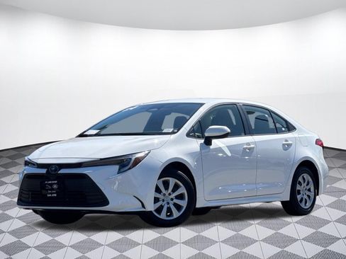 Used 2024 Toyota Corolla LE FWD image 28
