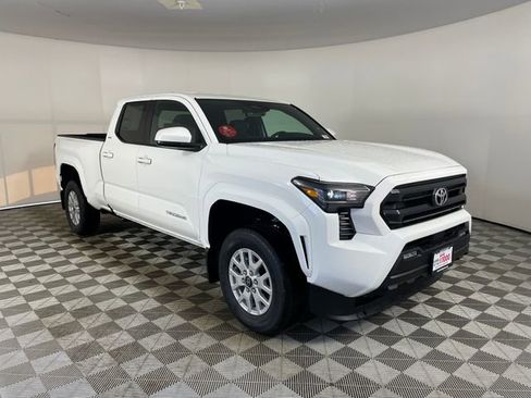 New 2026 Toyota Tacoma SR5 image 7