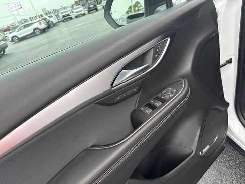 Used 2025 Buick Envision Sport Touring AWD/4WD image 14