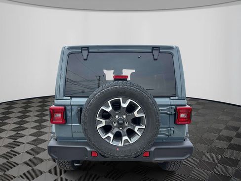 New 2026 Jeep Wrangler Unlimited Sahara AWD/4WD image 3