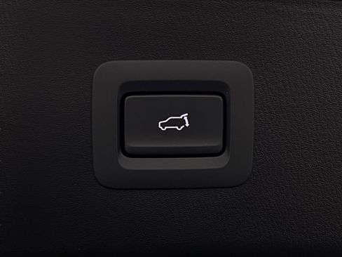 Used 2025 MAZDA CX-5 AWD 2.5 S w/ Preferred Package image 6