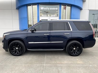 Used 2017 Cadillac Escalade Luxury
