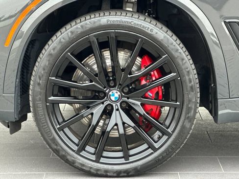 Used 2023 BMW X5 M50i AWD/4WD image 33