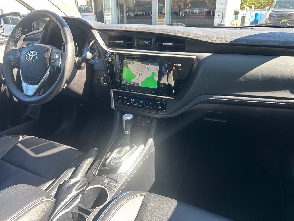 Used 2017 Toyota Corolla XSE w/ Carpet Mat Package (TMS) FWD image 31