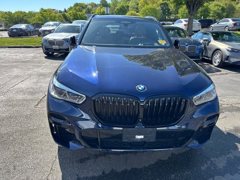Used 2022 BMW X5 M50i w/ Executive Package AWD/4WD image 2