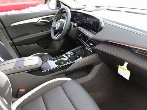 New 2025 Buick Envision Sport Touring image 7