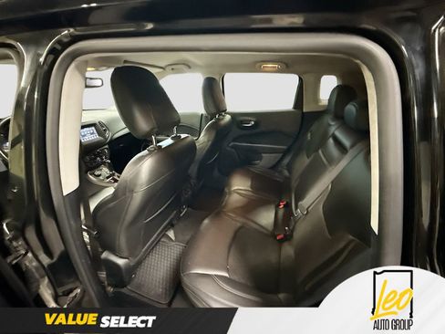 Used 2018 Jeep Compass Latitude w/ Popular Equipment Group AWD/4WD image 24