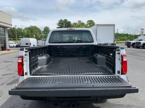 Used 2015 Ford F250 XL w/ Power Equipment Group AWD/4WD image 29