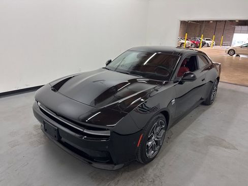 Used 2024 Dodge Charger R/T w/ Plus Group image 16