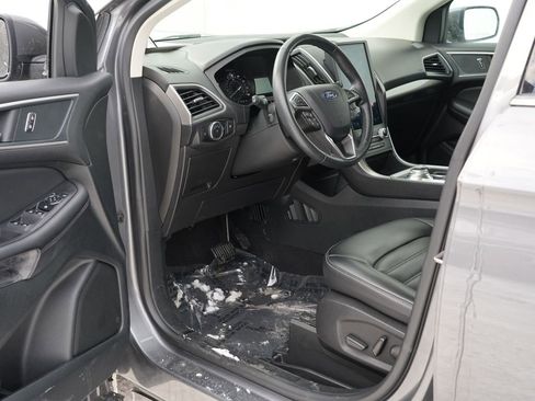 Used 2024 Ford Edge SEL image 15