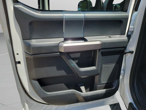 Used 2019 Ford F150 XLT w/ Equipment Group 302A Luxury AWD/4WD image 11