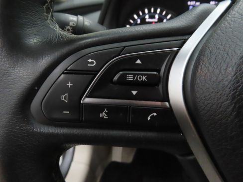 Used 2019 INFINITI Q50 Luxe w/ Essential Package (3.0T Luxe) image 12