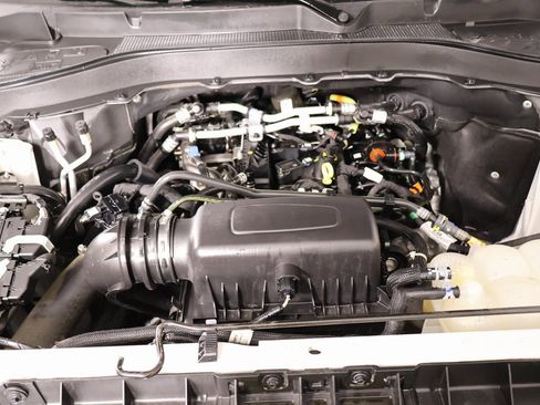 Used 2023 Ford Explorer XLT w/ Equipment Group 202A image 20