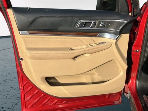Used 2016 Ford Explorer Limited w/ Equipment Group 301A image 24