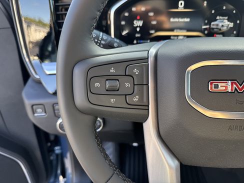 New 2026 GMC Sierra 1500 Elevation image 18