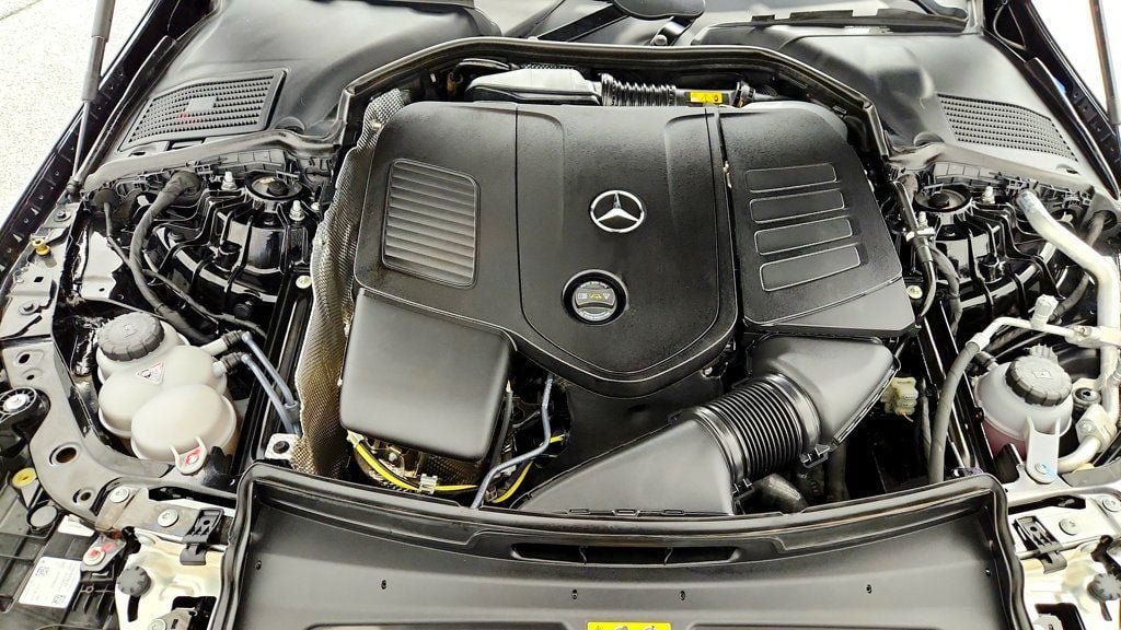 Used 2024 Mercedes-Benz C 300 4MATIC Sedan image 24
