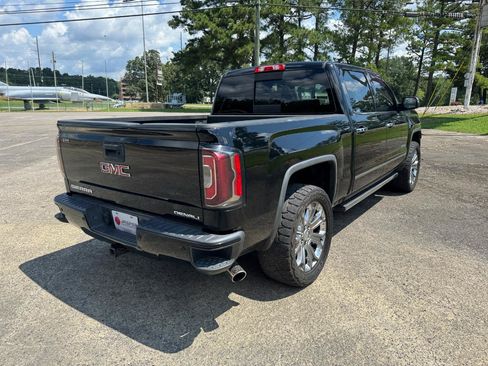 Used 2018 GMC Sierra 1500 Denali w/ Denali Ultimate Package AWD/4WD image 3