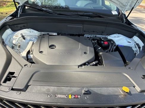 New 2026 Volvo XC90 B6 Ultra w/ Protection Package image 21