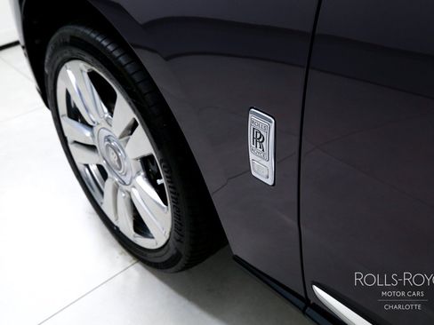 Used 2020 Rolls-Royce Cullinan AWD/4WD image 41