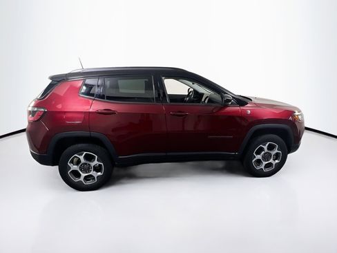 Used 2022 Jeep Compass Trailhawk w/ Trailhawk Convenience Group AWD/4WD image 4