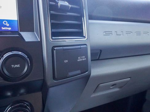 Used 2022 Ford F250 XLT w/ Black Appearance Package image 29